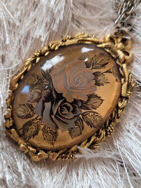 Max Factor Vintage Locket Perfume Pendant Necklace Floral Bronze